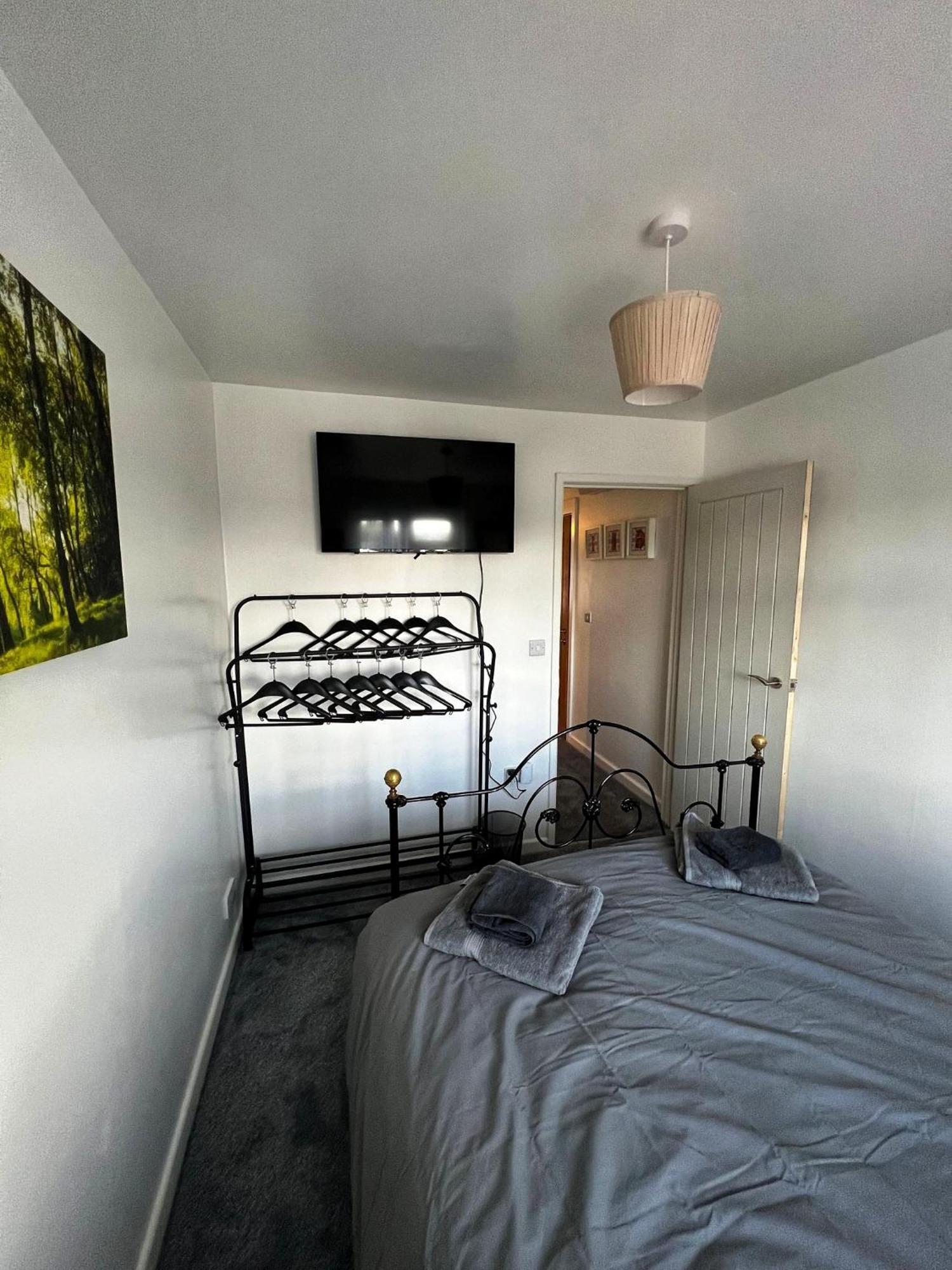 Modern Comfortable Quiet Self Contained Apartments Brackley  Zewnętrze zdjęcie